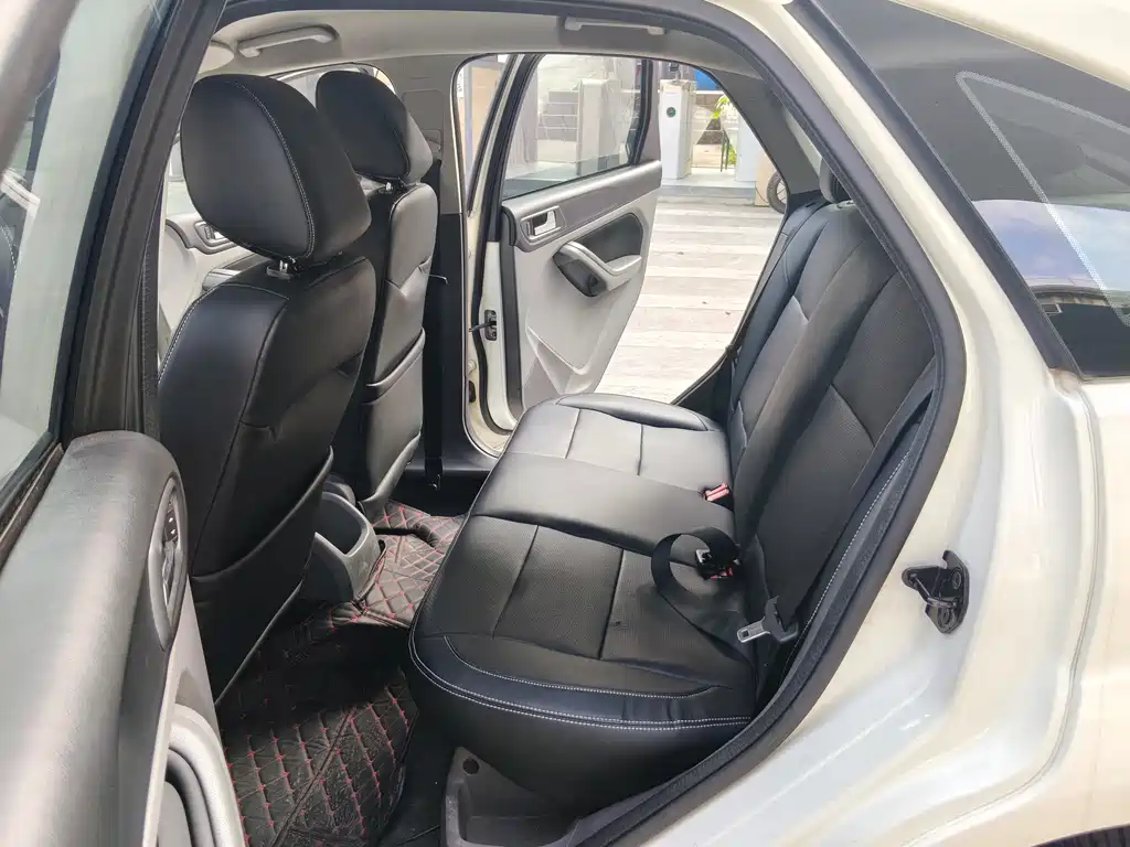 Ford Focus — миниатюра 13