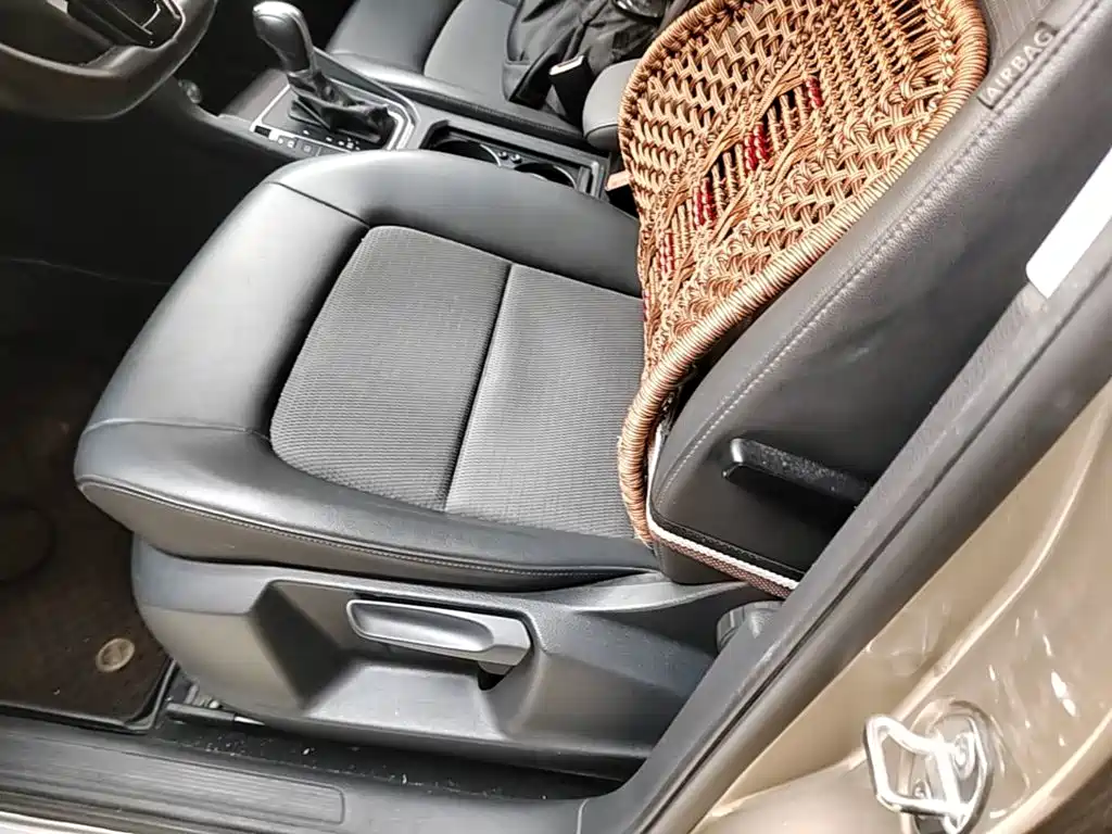 Volkswagen Golf Sportsvan — миниатюра 15