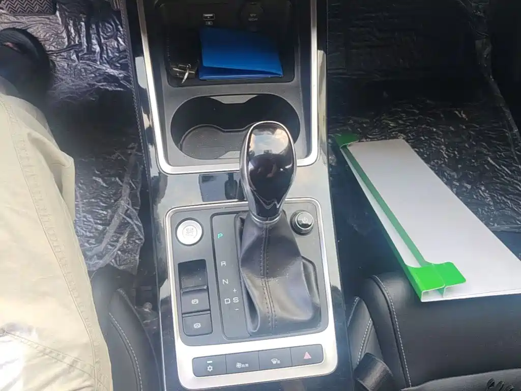 BYD Qin — миниатюра 14
