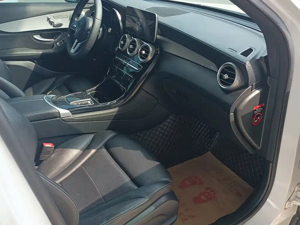 Mercedes-Benz GLC — миниатюра 8