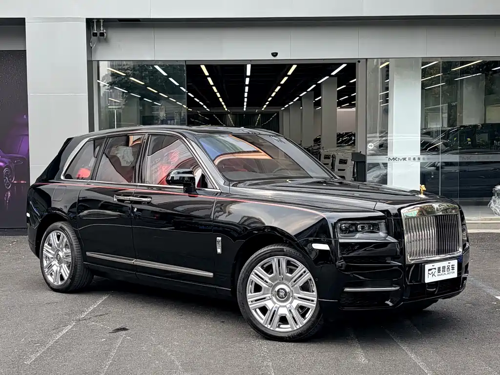 Rolls-Royce Cullinan — миниатюра 3