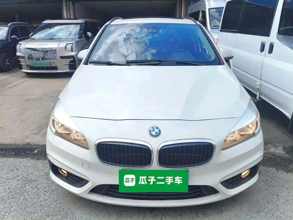 BMW 2 Series Active Tourer (Import) — миниатюра 3