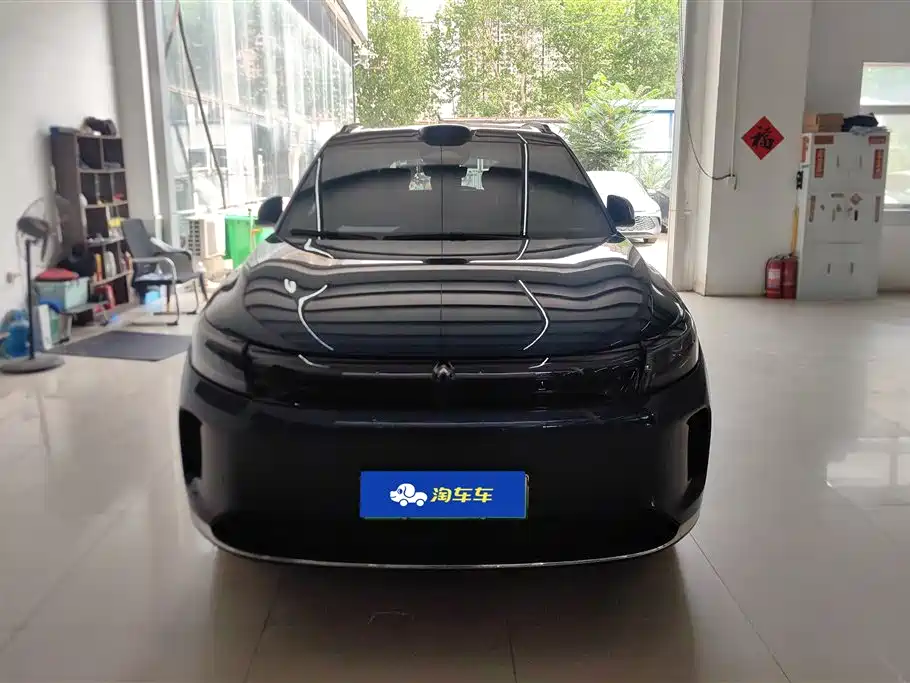 Aito M7 2024 1.5T Smart Drive Ultra 5 мест
