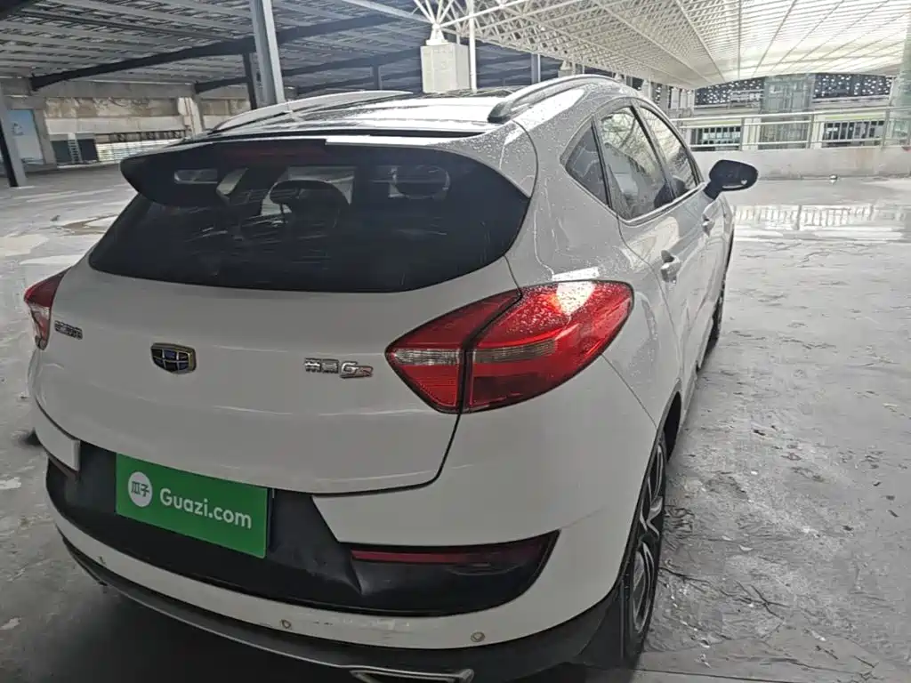 Geely Emgrand GS — миниатюра 8