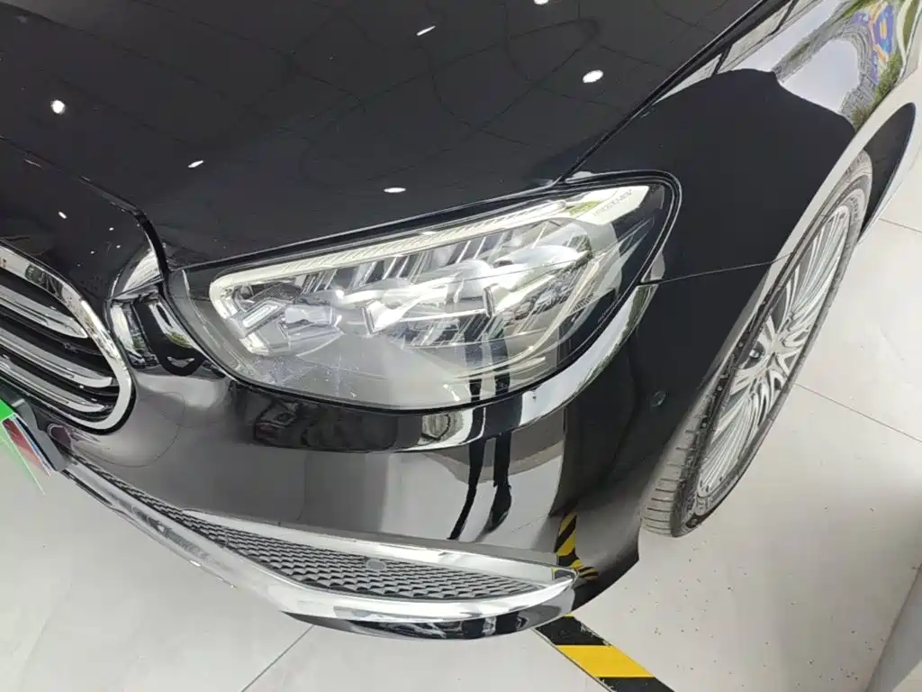 Mercedes-Benz E-Class — миниатюра 24
