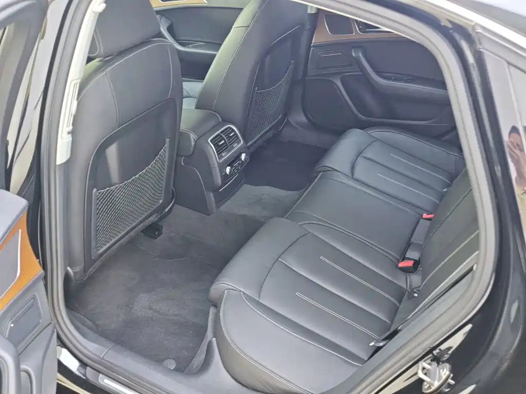 Audi A6L — миниатюра 20