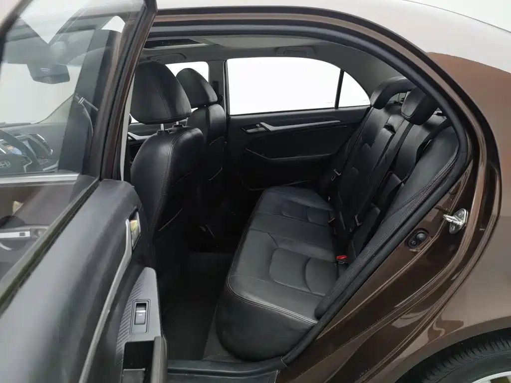 Geely Vision — миниатюра 15