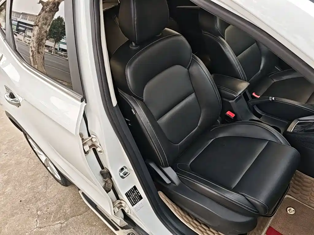 MG ZS — миниатюра 25