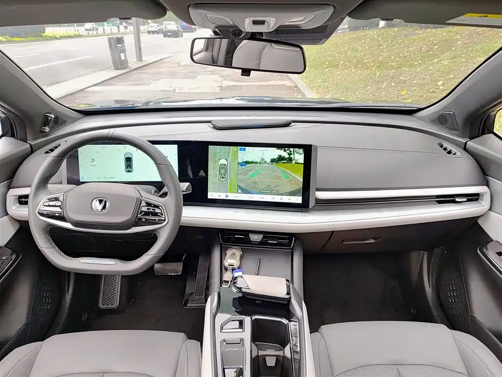 Changan UNI-T 2023 1.5T Luxury