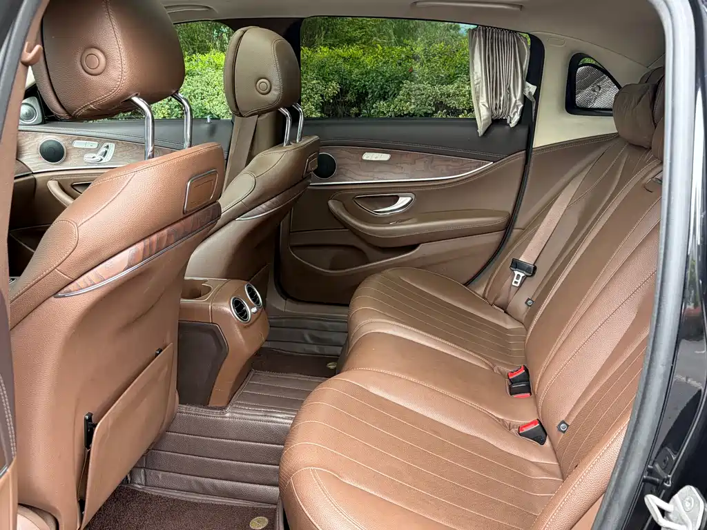 Mercedes-Benz E-Class E 2020 E 300 L Fashion