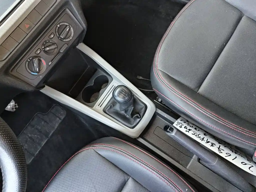 Skoda Fabia — миниатюра 14