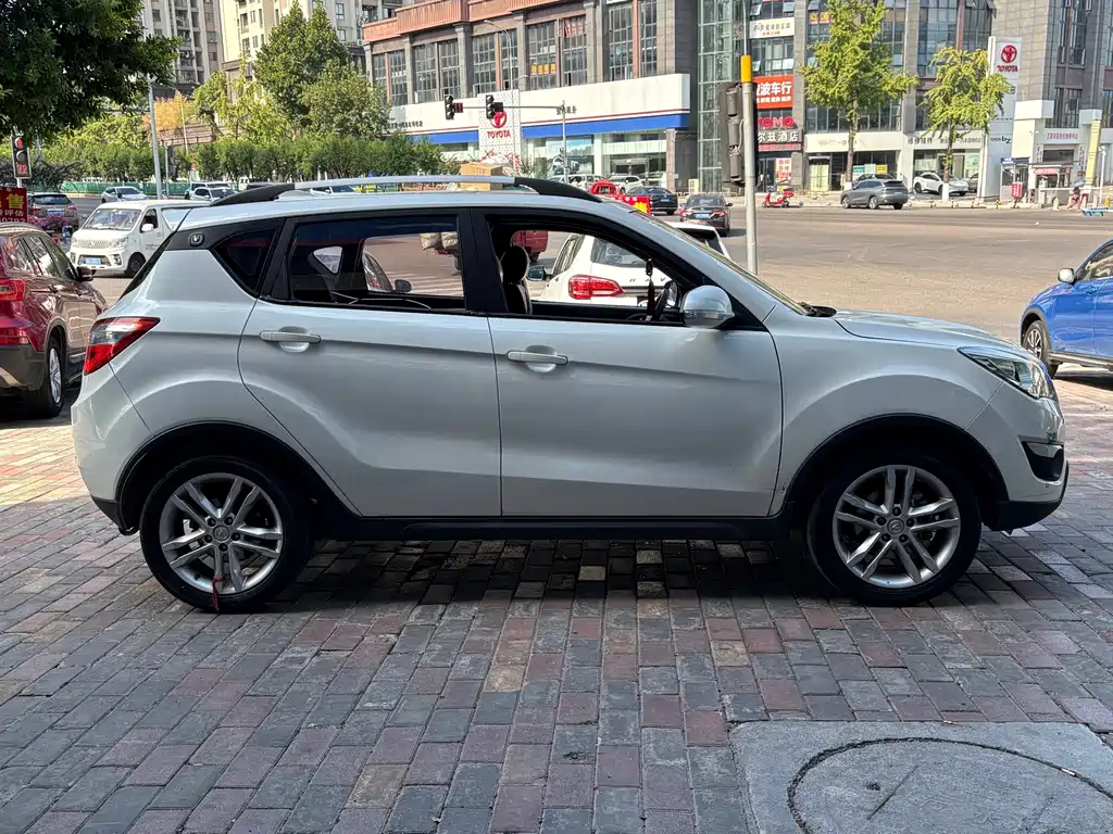 Changan CS35 — миниатюра 10