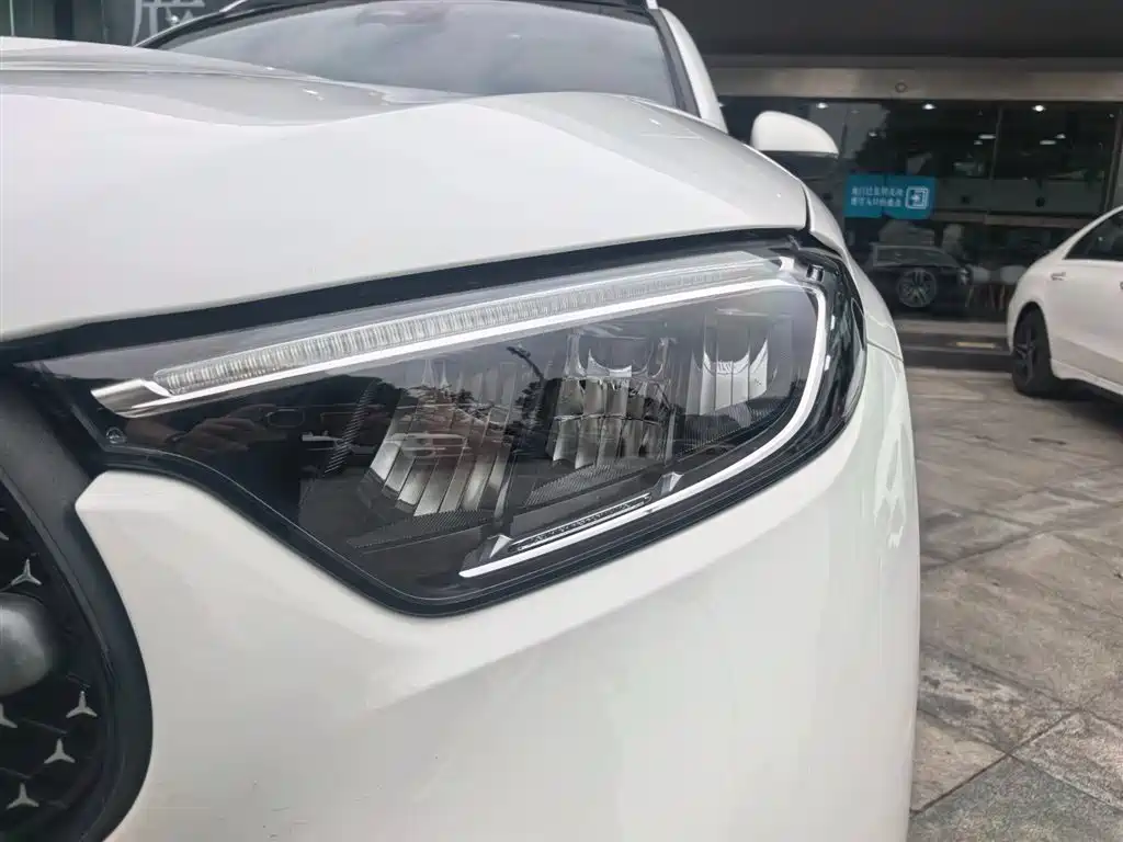 Mercedes-Benz GLC 2024 GLC 260 L 4MATIC Luxury 5 мест