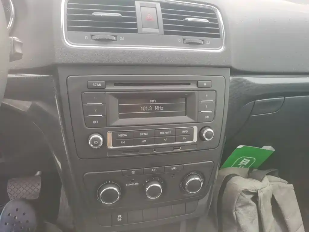 Skoda Yeti — миниатюра 13