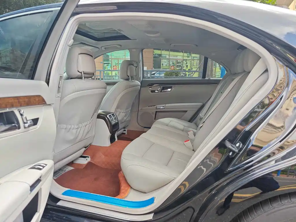 Mercedes-Benz S-Class — миниатюра 10