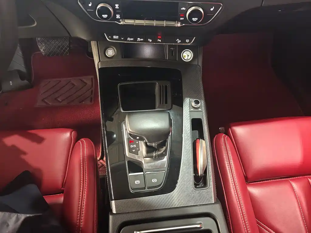 Audi Q5L — миниатюра 5