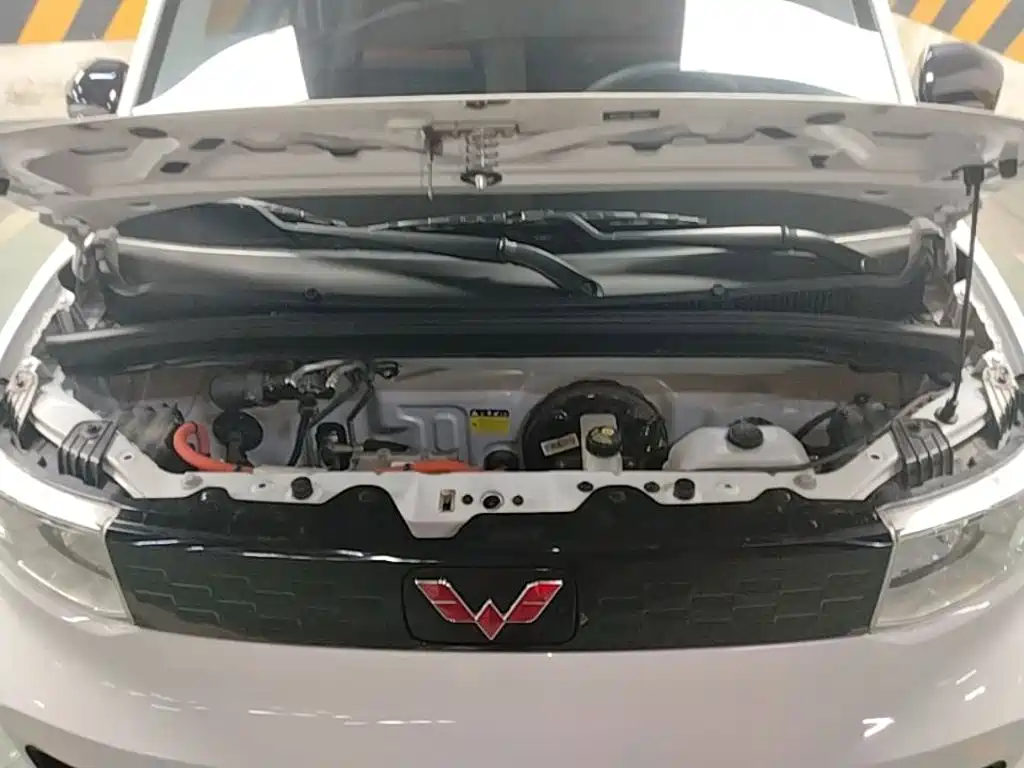 Wuling MINIEV — миниатюра 20