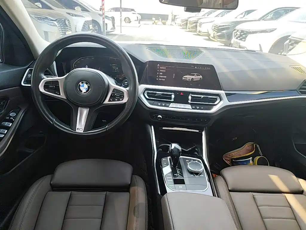 BMW 3 Series — миниатюра 10