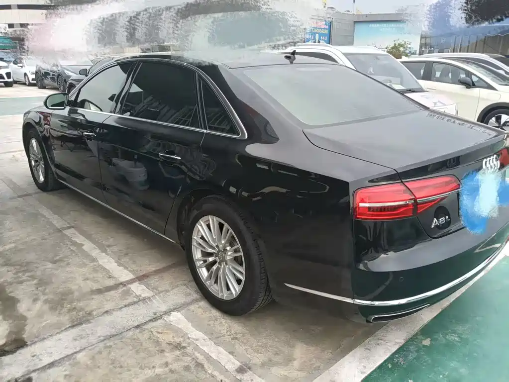 Audi A8 — миниатюра 8