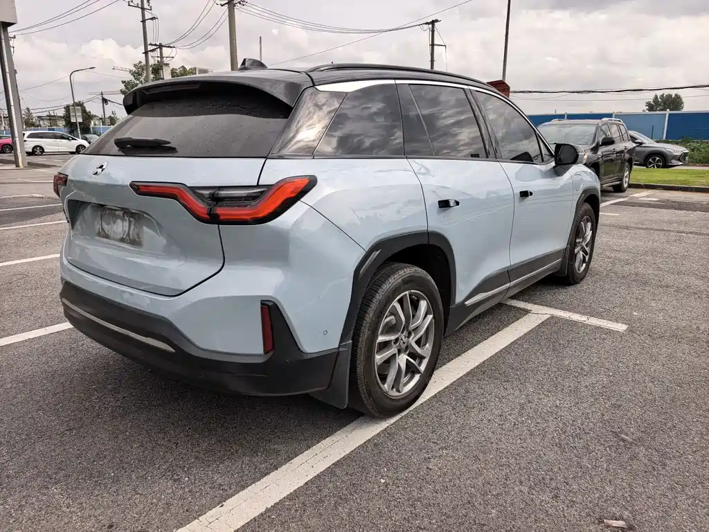 NIO ES6 — миниатюра 5