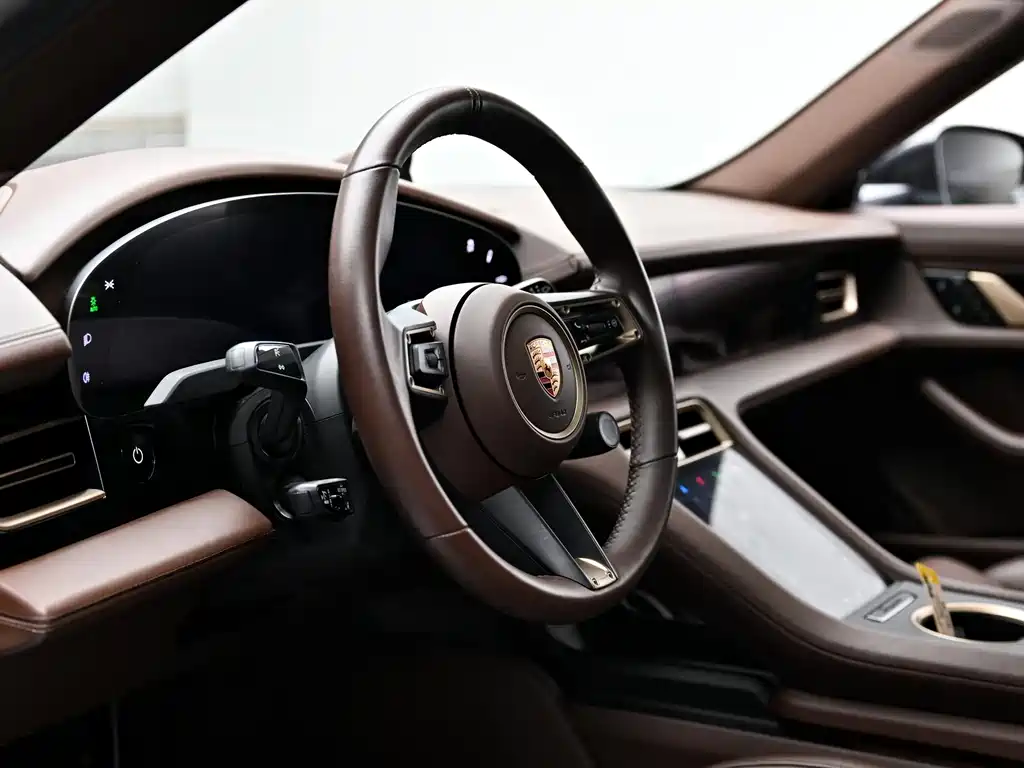 Porsche Taycan 2025 Taycan 4 Cross Turismo