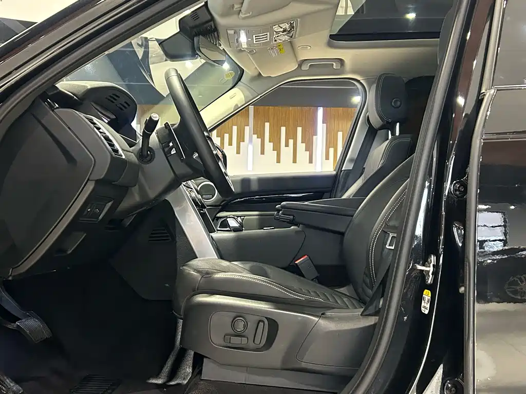 Land Rover Discovery — миниатюра 9