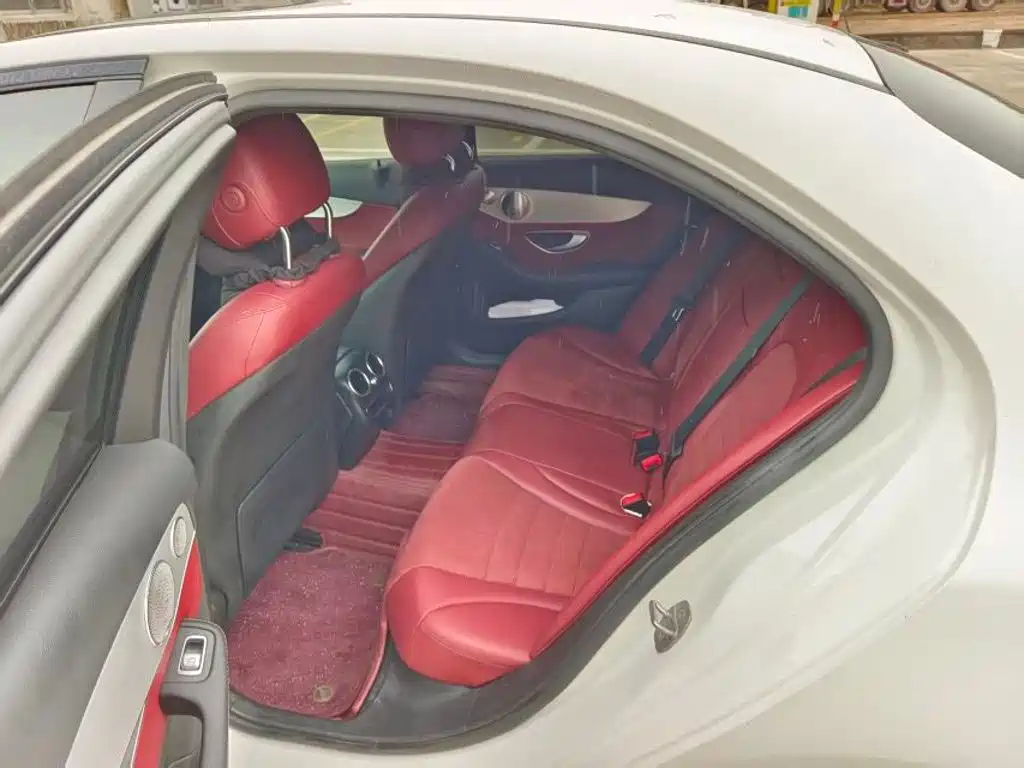Mercedes-Benz C-Class — миниатюра 8