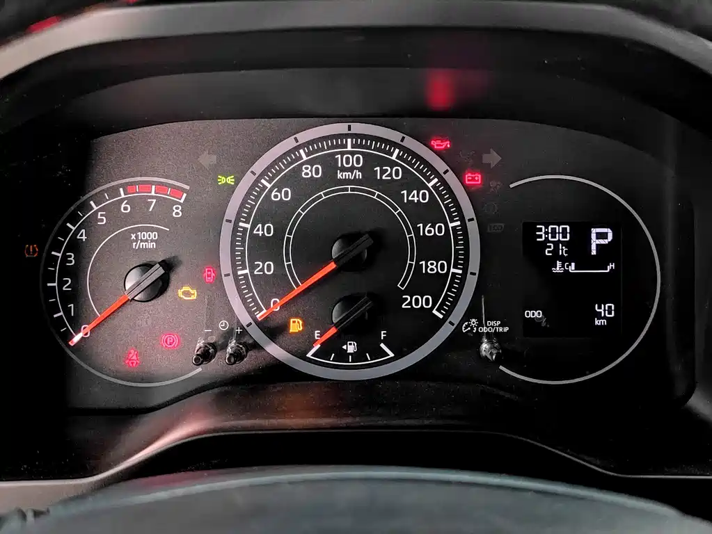 Toyota Hiace — миниатюра 5