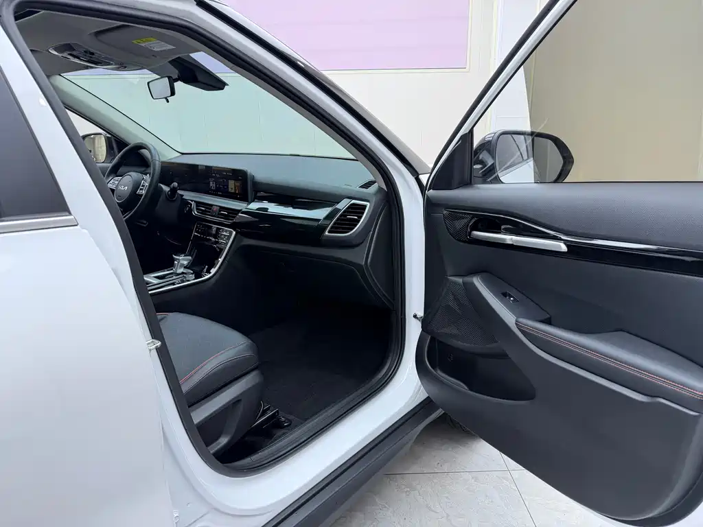 Kia Seltos — миниатюра 21