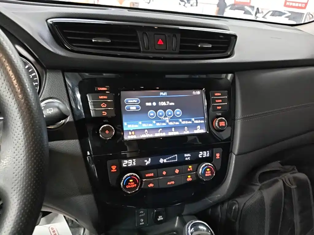 Nissan X-Trail — миниатюра 13