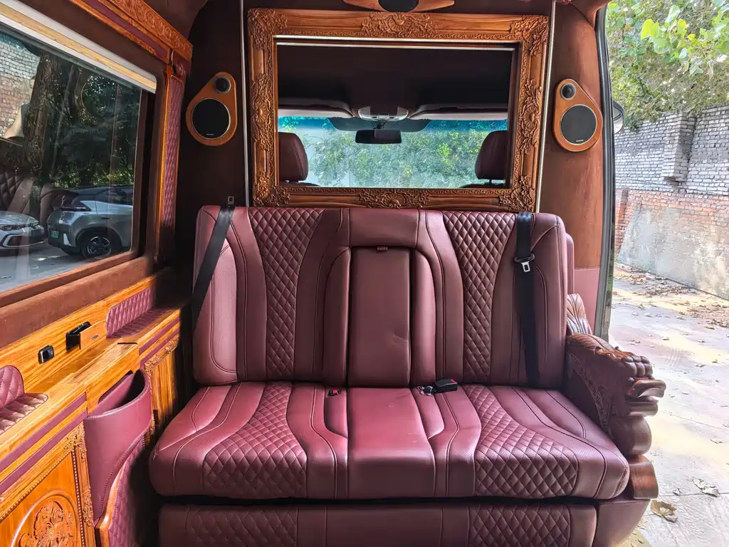 Mercedes-Benz Sprinter — миниатюра 7