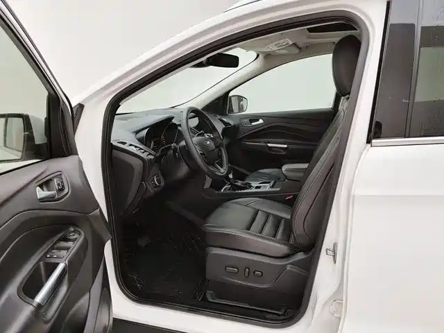 Ford Kuga — миниатюра 13