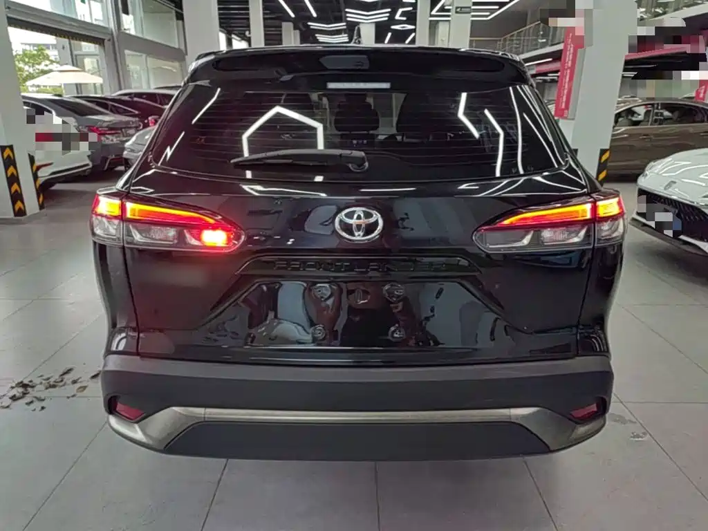 Toyota Frontlander — миниатюра 6