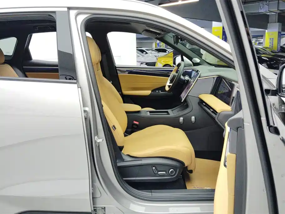 GEELY GALAXY GALAXY L7