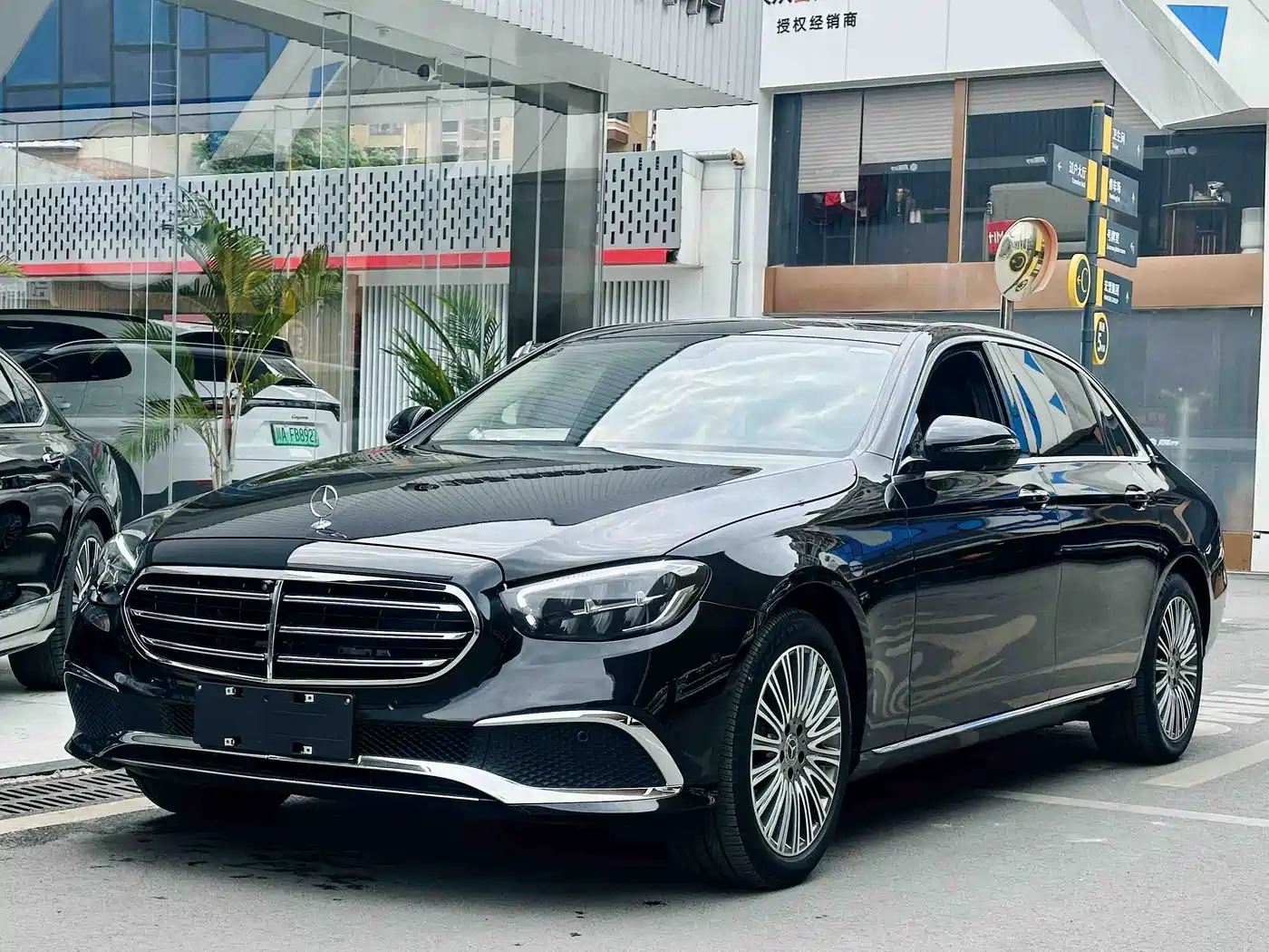 奔驰E级 2021款 E 300 L 豪华型 2021