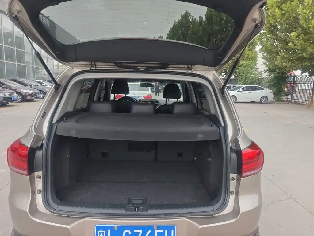 Volkswagen Tiguan — миниатюра 7