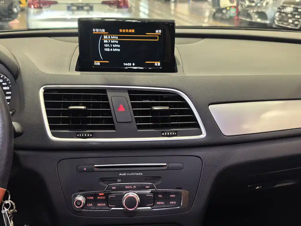 Audi Q3 — миниатюра 9