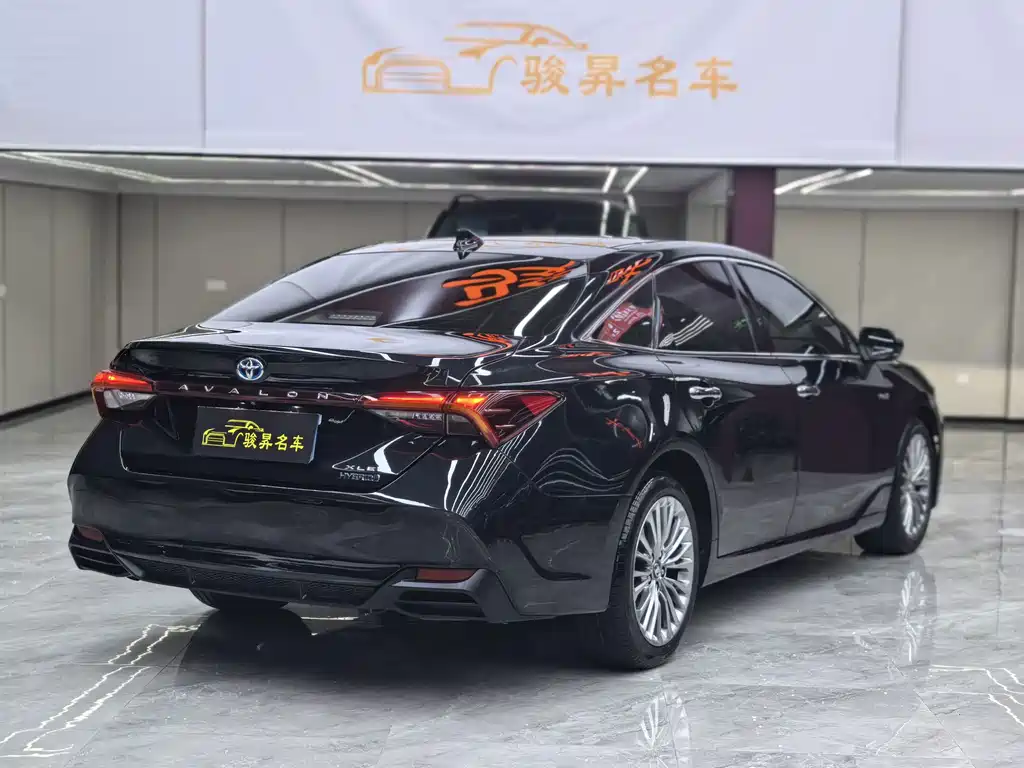 Toyota Avalon — миниатюра 6