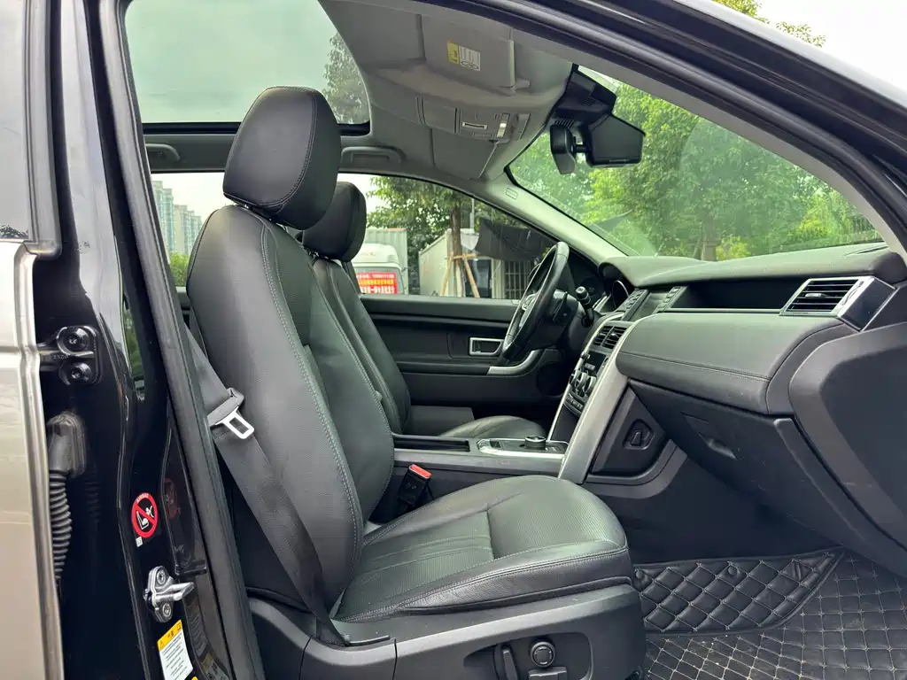 Land Rover Discovery Sport — миниатюра 9