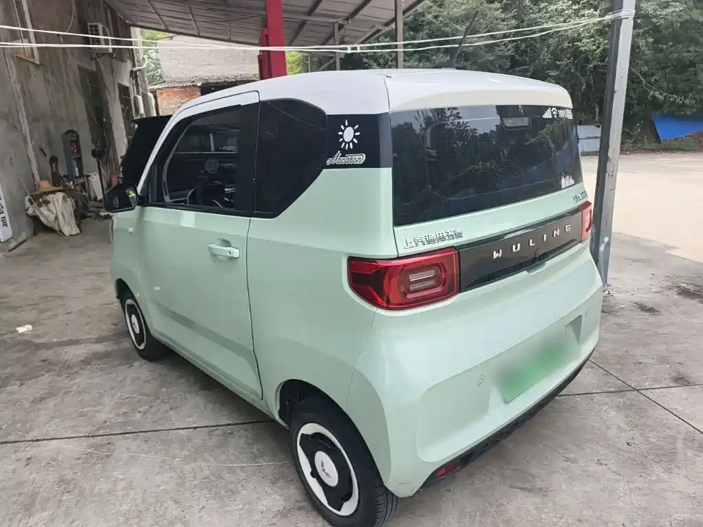 Wuling MINIEV — миниатюра 5