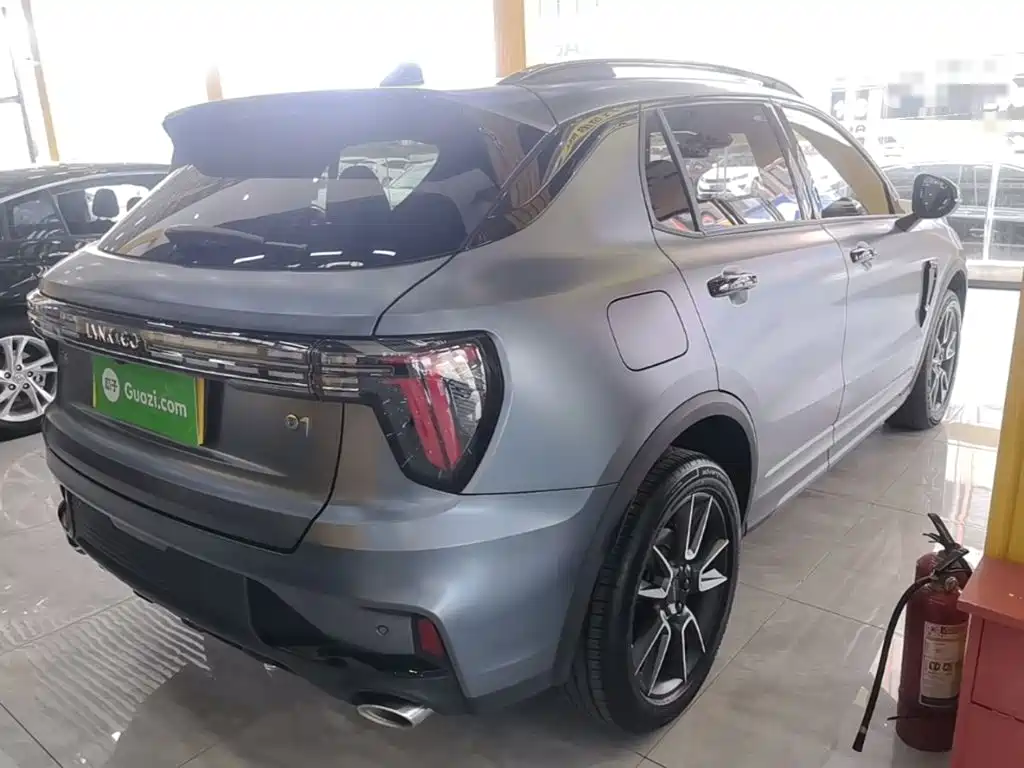 Lynk & Co 01 — миниатюра 7