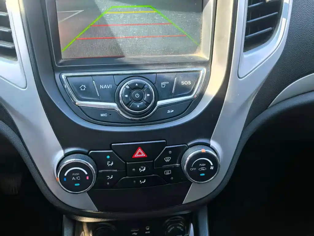 Changan CS35 — миниатюра 13