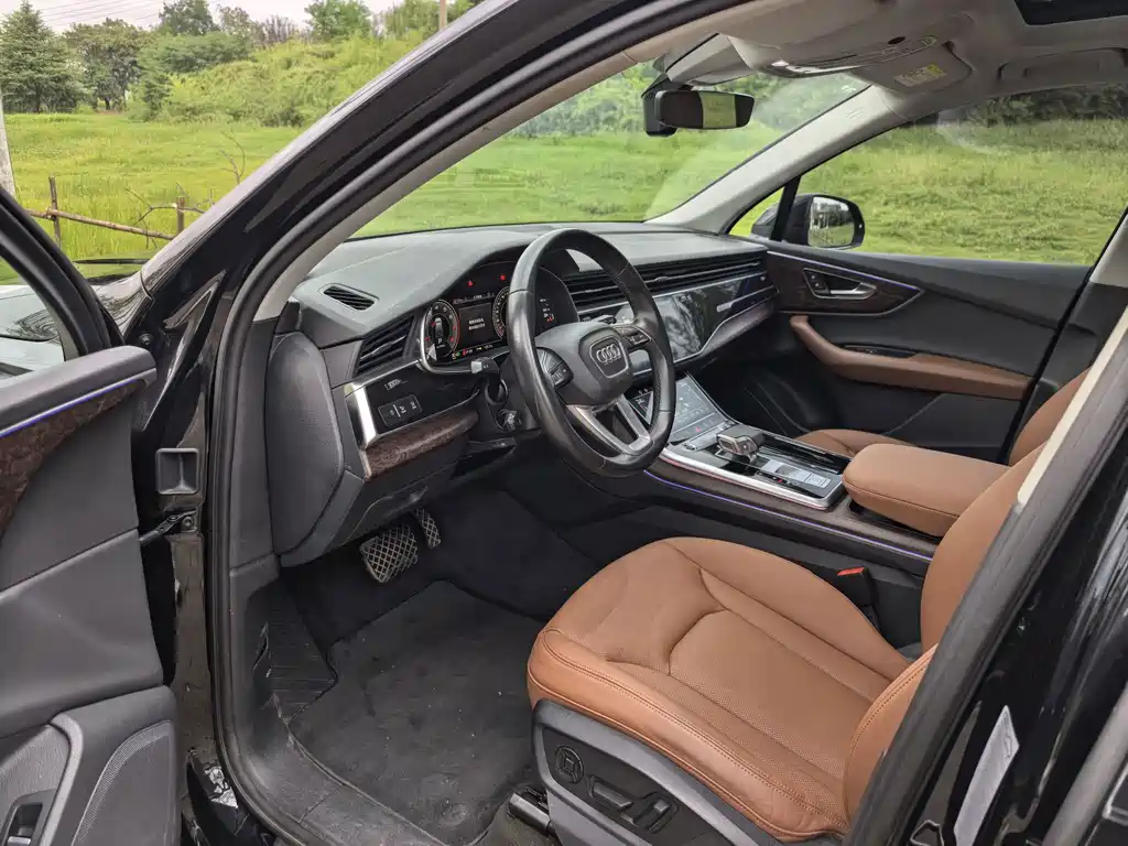 Audi Q7 — миниатюра 15