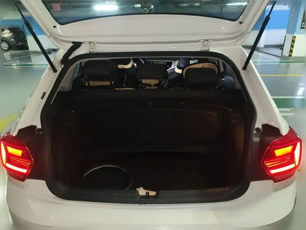 Volkswagen Polo — миниатюра 20