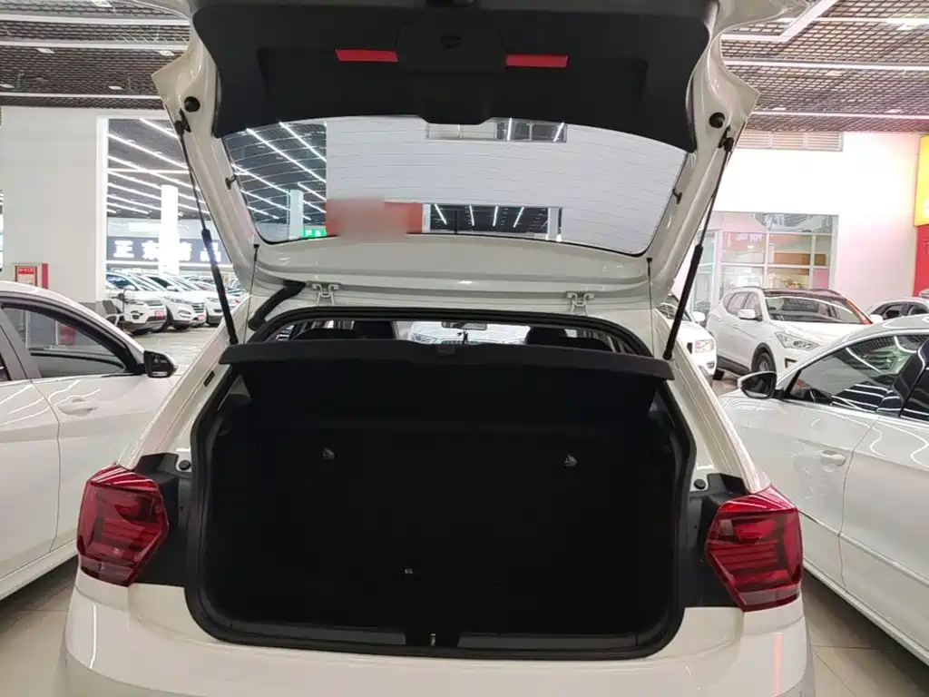 Volkswagen Polo — миниатюра 19