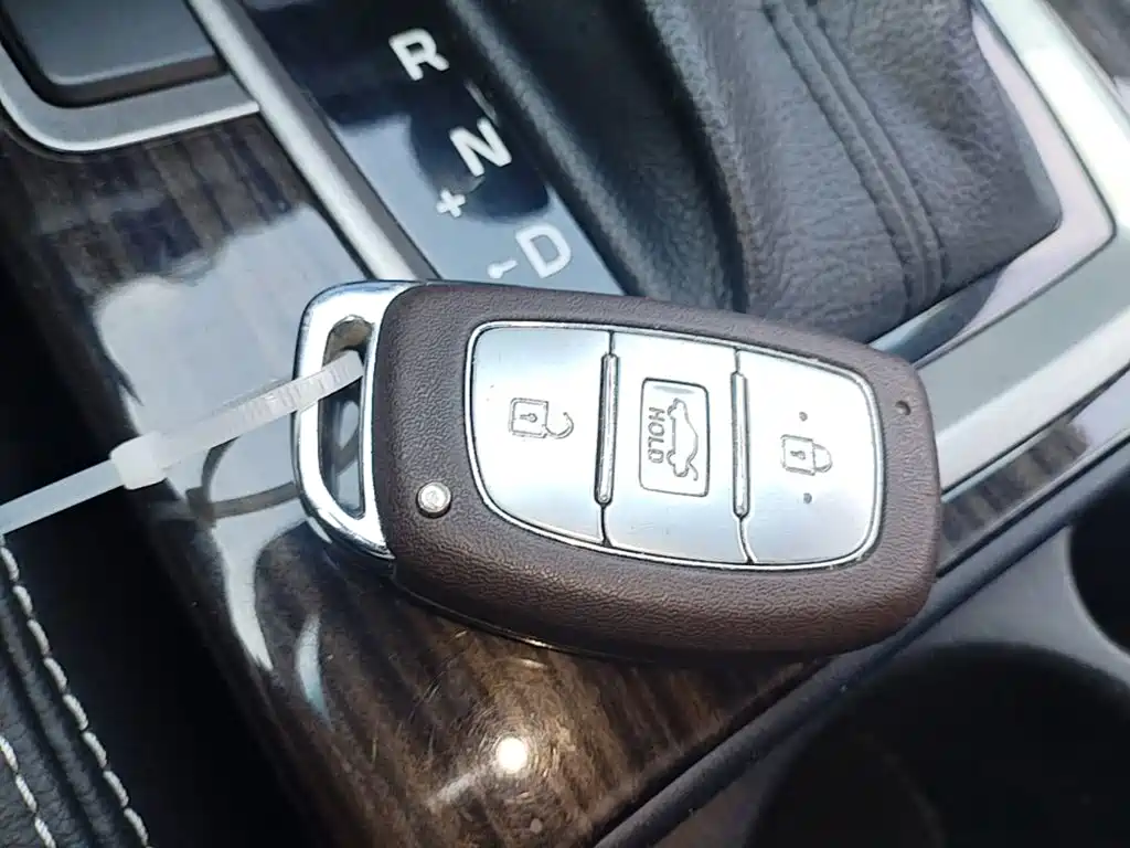 Hyundai Mistra — миниатюра 9