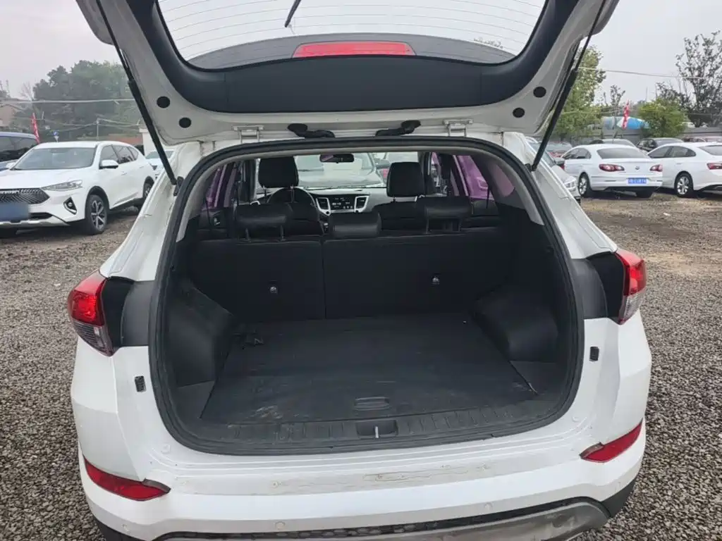Hyundai Tucson — миниатюра 19