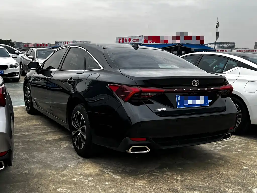 Toyota Avalon — миниатюра 15