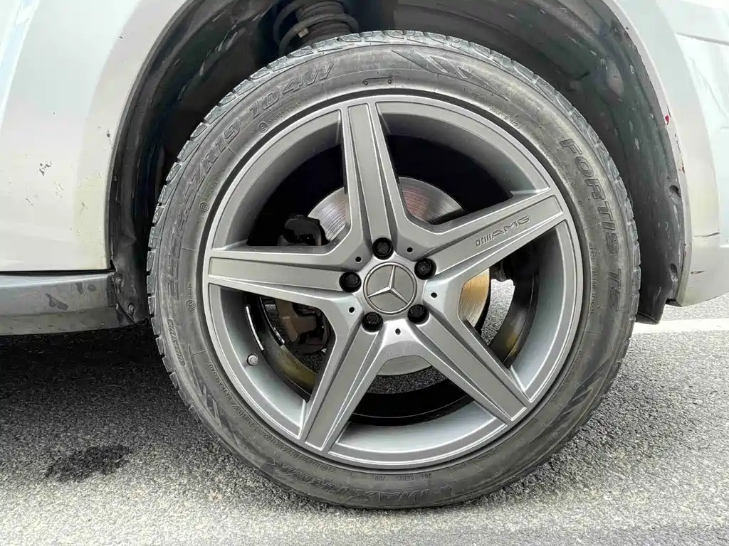 Mercedes-Benz GLK-Class (Import) — миниатюра 24
