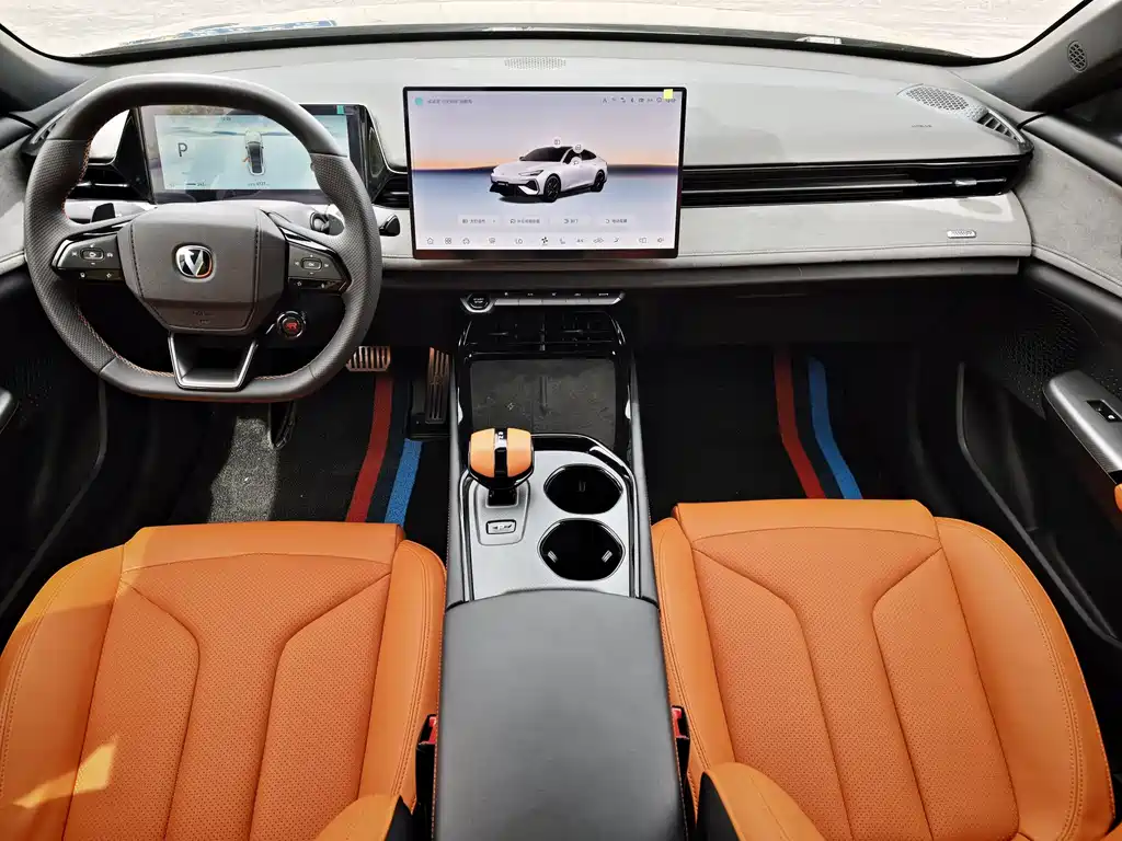 Changan UNI-V 2025 2.0T